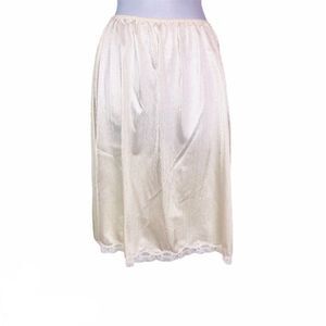 Vintage Warner's Womens L White Half Slip Lace Trim Elastic Waist